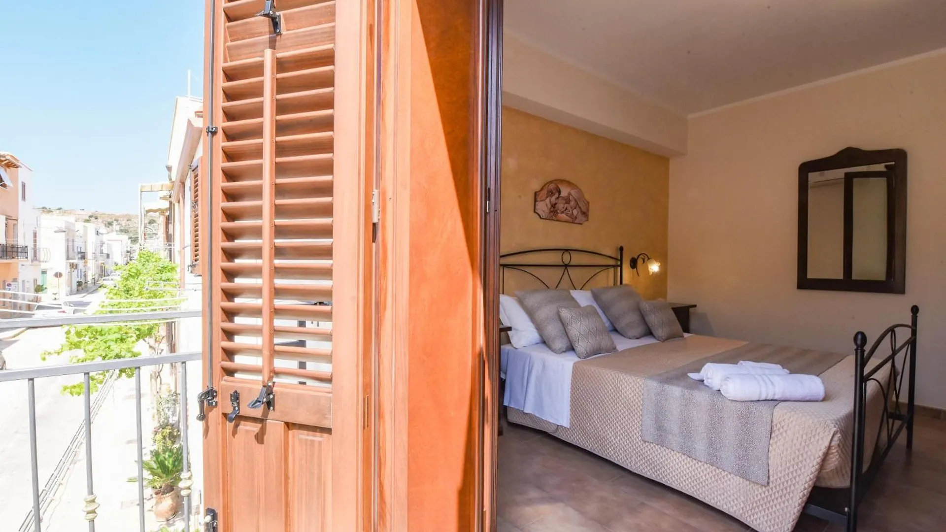 Bed & Breakfast Bed&Breakfast Goccia Marina Bed and Breakfast San Vito Lo Capo Italia